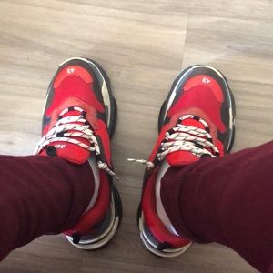Balenciaga triple S